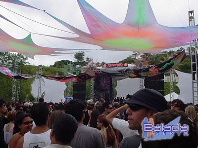 Balada: Fotos na Rave XXXperience