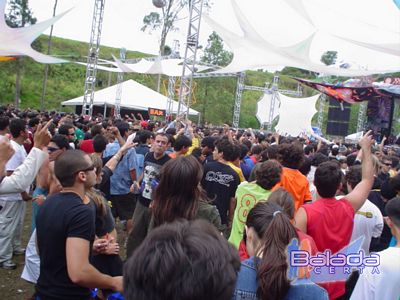 Balada: Fotos na Rave XXXperience