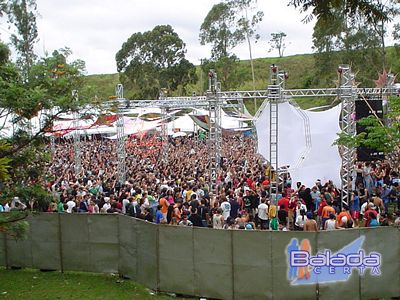 Balada: Fotos na Rave XXXperience