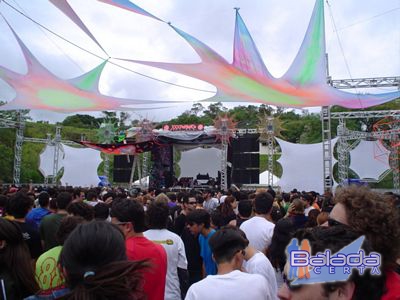 Balada: Fotos na Rave XXXperience