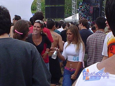 Balada: Fotos na Rave XXXperience