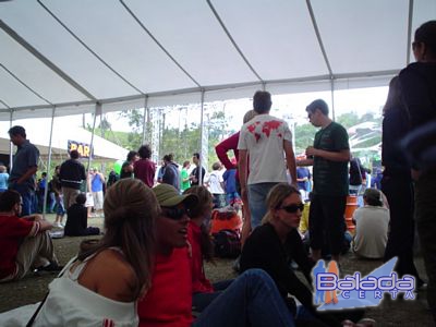 Balada: Fotos na Rave XXXperience