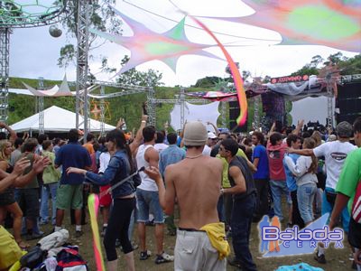 Balada: Fotos na Rave XXXperience