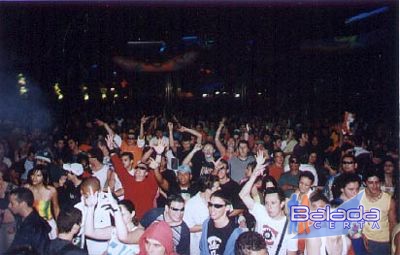 Balada: Galera curtindo na XXXperience