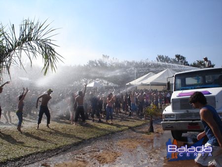 Balada: Fotos da Rave Xxxperience em Campinas no Hotel Fazenda 4 Estaes