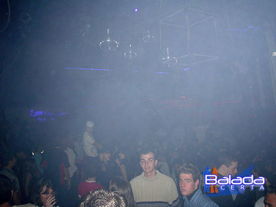 Balada: Fotos na Ibiza