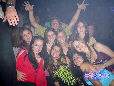 Balada: Fotos na Ibiza