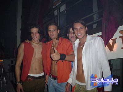 Balada: Fotos na Ibiza