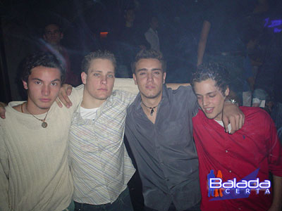 Balada: Fotos na Ibiza