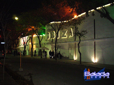 Balada: Fotos na Ibiza