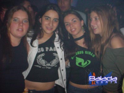 Balada: Fotos na Ibiza