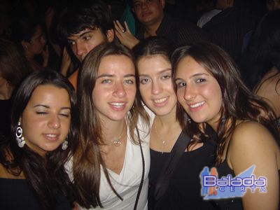 Balada: Fotos na Ibiza
