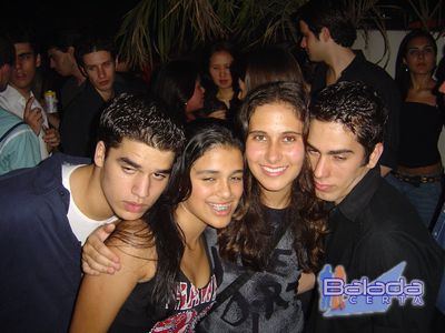 Balada: Fotos na Ibiza