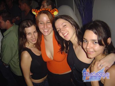 Balada: Fotos na Ibiza