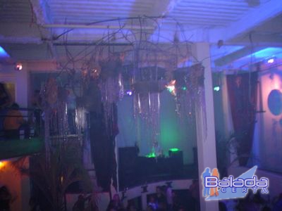 Balada: Fotos na Ibiza