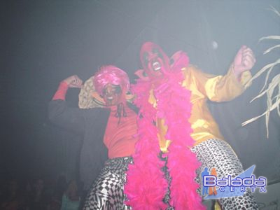 Balada: Fotos na Ibiza