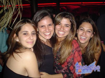 Balada: Fotos na Ibiza