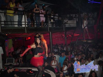 Balada: Fotos de sbado na Ibiza