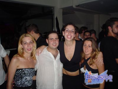 Balada: Fotos de sbado na Ibiza