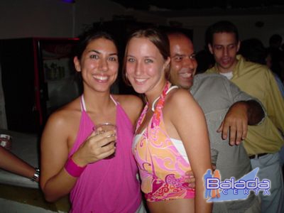 Balada: Fotos de sbado na Ibiza