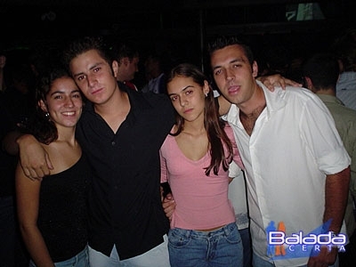 Balada: Fotos de Sexta-feira na Ibiza