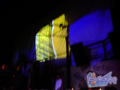 Balada: Fotos de sexta-feira na Ibiza