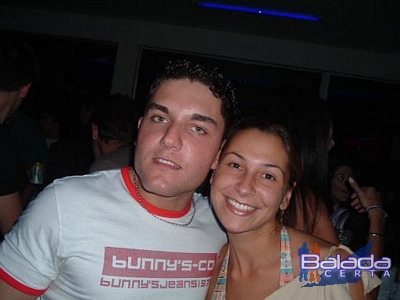 Balada: Fotos do Feriado na Ibiza