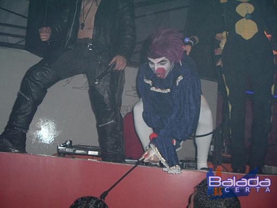 Balada: Fotos do Feriado na Ibiza