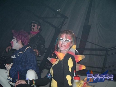 Balada: Fotos do Feriado na Ibiza