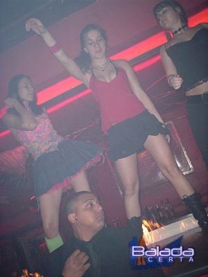 Balada: Fotos de Sexta na Ibiza