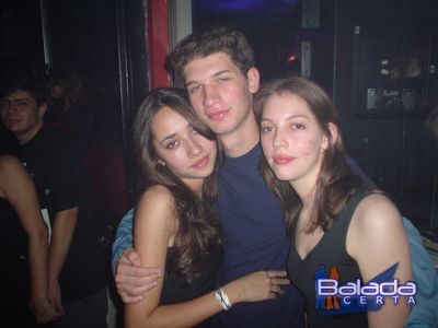 Balada: Fotos de Sexta-feira na Ibiza