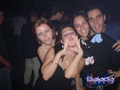 Balada: Fotos de Sexta-feira na Ibiza