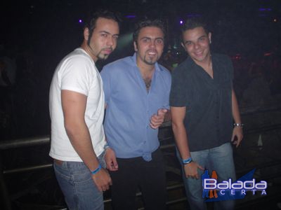 Balada: Fotos de Sexta-feira na Ibiza