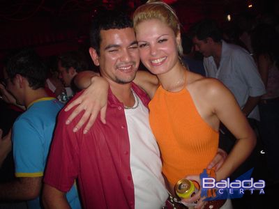 Balada: Fotos de Sexta-feira na Ibiza