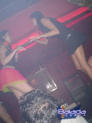 Balada: Fotos de Sexta-feira na Ibiza