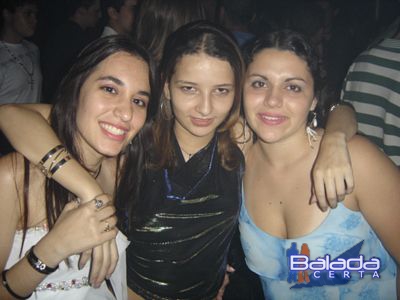 Balada: Fotos de Sexta-feira na Ibiza