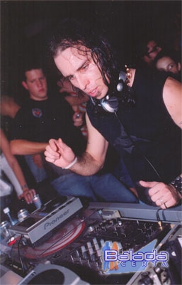 Balada: Fotos na Anzu - GROOVE ATTACK com Dj SKAZI
