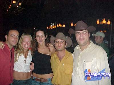 Balada: Fotos no Villa Country