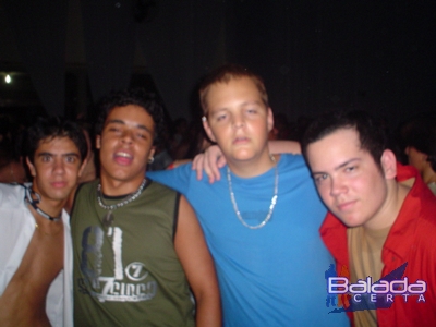 Balada: Fotos da festa Bixo Sede Zero no Clube Sirio Libans em Santos