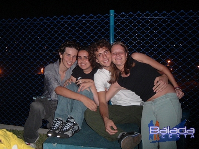 Balada: Fotos da Festa do Preto e Branco do Colgio Universitrio