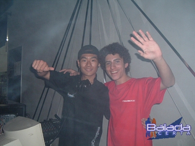 Balada: Fotos da Festa do Preto e Branco do Colgio Universitrio