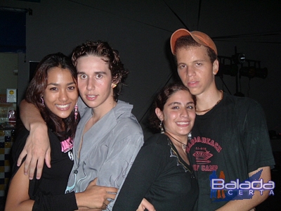 Balada: Fotos da Festa do Preto e Branco do Colgio Universitrio