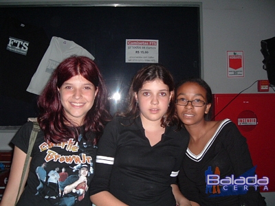 Balada: Fotos da Festa do Preto e Branco do Colgio Universitrio