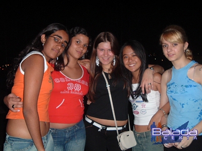 Balada: Fotos da Festa do Preto e Branco do Col�gio Universit�rio