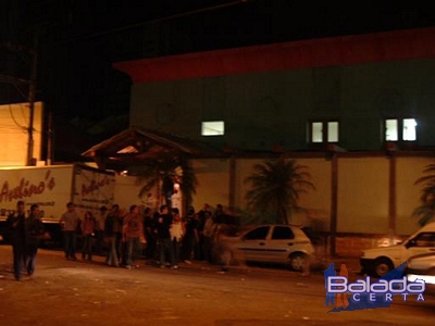 Balada: Fotos de Sbado no Avelinos SP for teens com Paulinho Vilhena