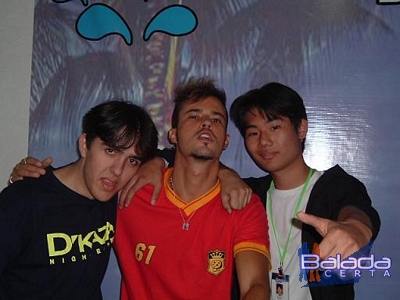 Balada: Paulinho Vilhena e a equipe do BaladaCERTA no Sbado do Avelinos SP for teens