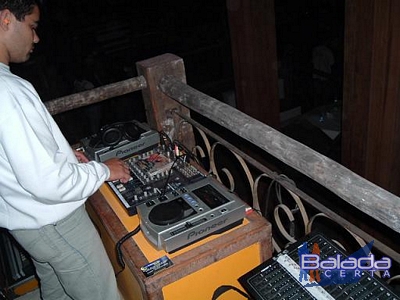 Balada: Fotos de Sbado no Avelinos SP for teens com Paulinho Vilhena