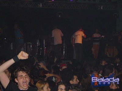 Balada: Fotos de Sbado no Avelinos SP