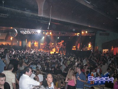 Balada: Fotos de Sbado no Avelinos SP