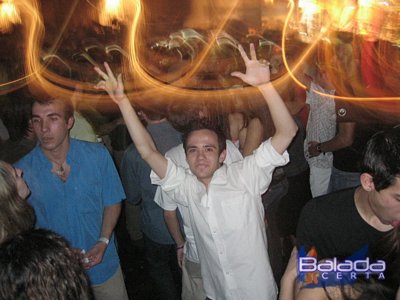 Balada: Fotos de Sbado no Avelinos SP